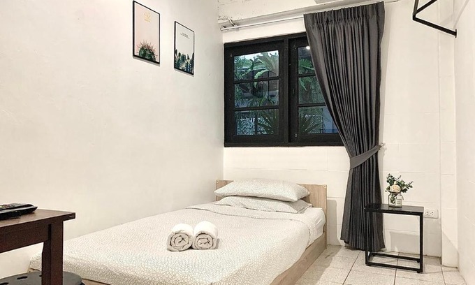 Bang Na Hotel | Gfeel Hostel