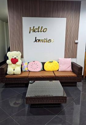 Na Chom Thian Hostel | Hello Jomtien
