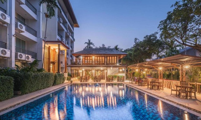 Chaiyasathan Hotel | Hotel ∙ 8 guests