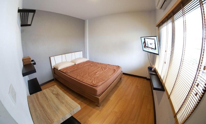 Khlong San Hostel | Inn Trog And Inn Soi