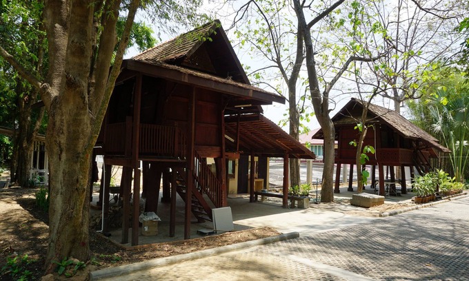 Su Thep Hostel | Insight Hostel