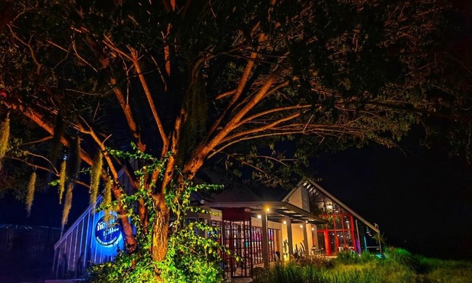 Phanna Nikhom Hostel | KANNA Hostel