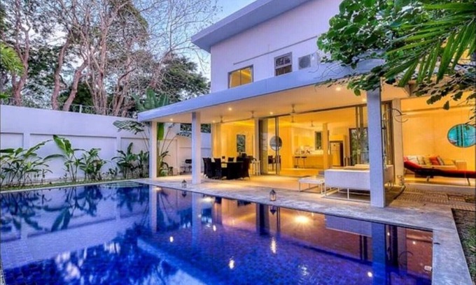 Ban Saiyuan Villa | Miguel - Private Pool Villa 3BR