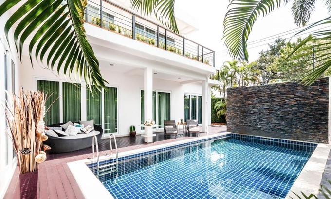 Huai Yai Villa | Mountain Village