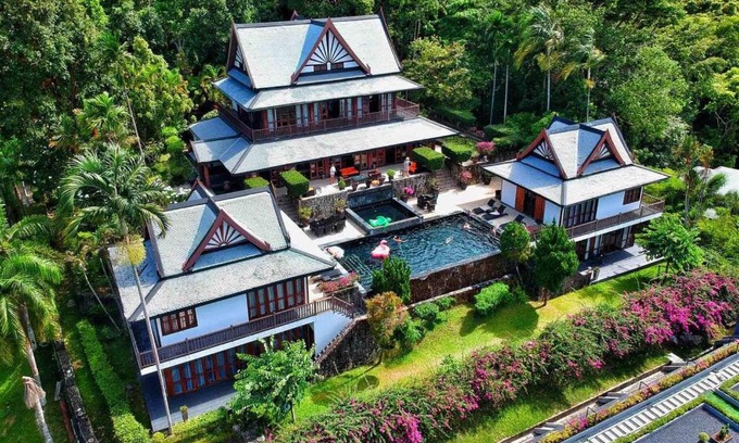 Kamala House | Nakawanna Villa