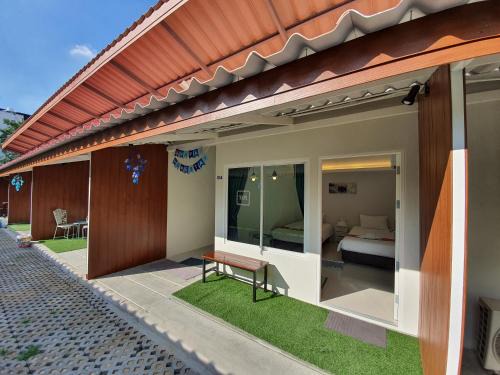 Mueang Samut Prakan District Hostel | Napa Hostel Samrong Station