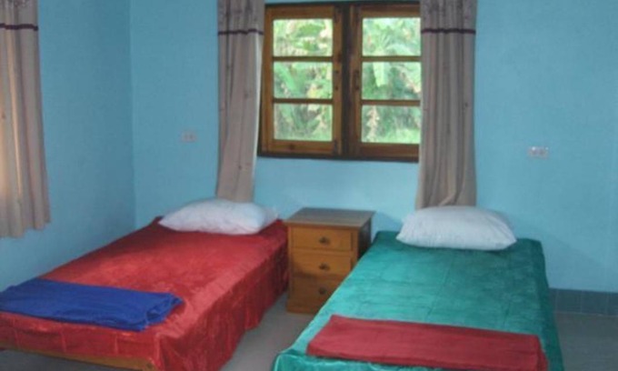 Bang Rachan Resort | Private room ∙ 3 guests