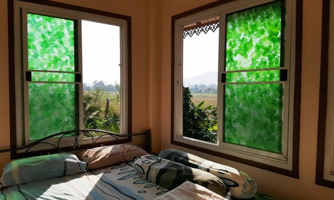 Ratchaburi Resort | Private room ∙ 4 guests