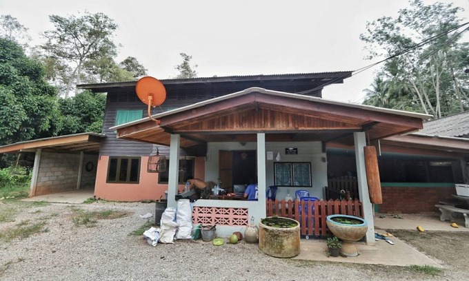 Ban Wang Hom Resort | Private room ∙ 8 guests