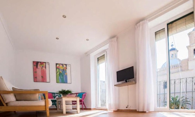 Alicante City Centre Apartment | San Pascual