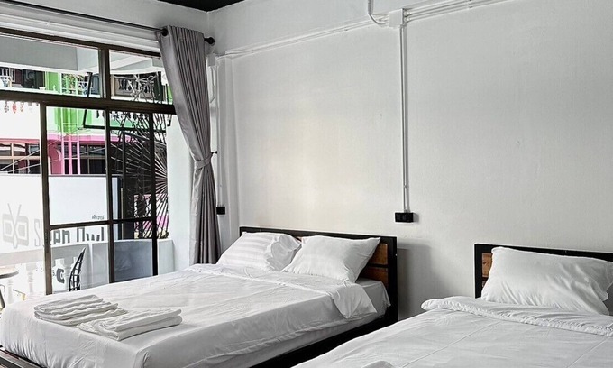 Jomtien Hostel | Sleep Owl Jomtien
