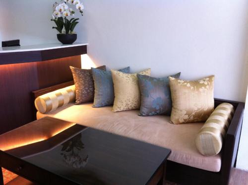 Silom Hostel | Smile Society