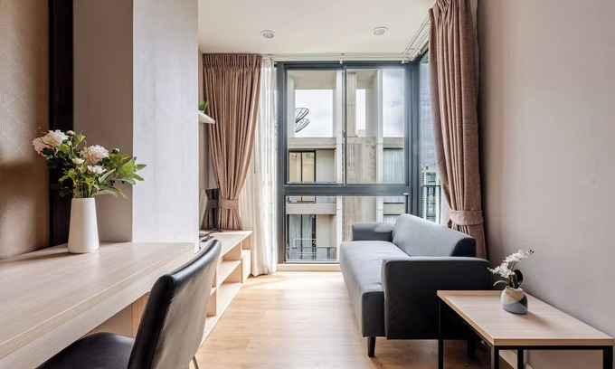 Chang Phueak Condo | Stay in the Heart of Trendy Nimmanhaemin – Palm Springs Condo Nimman Parlor