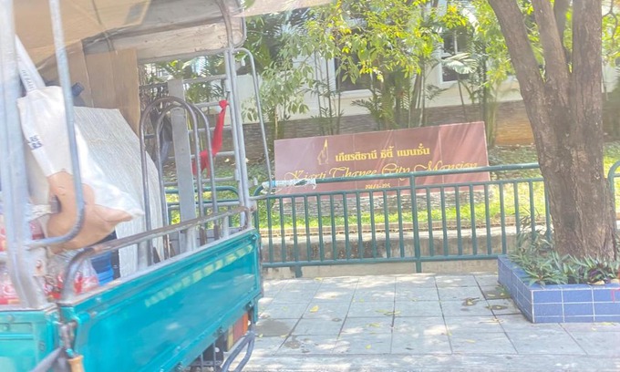 Asoke House | The grand sala thai