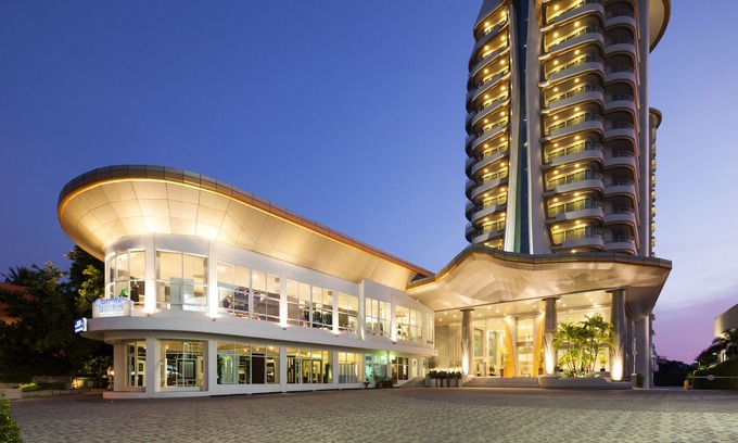 Phra Khanong Hotel | Viva Garden Serviced Residence