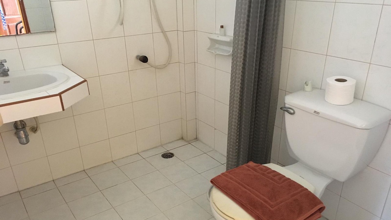 Photo of Bathroom in Kata