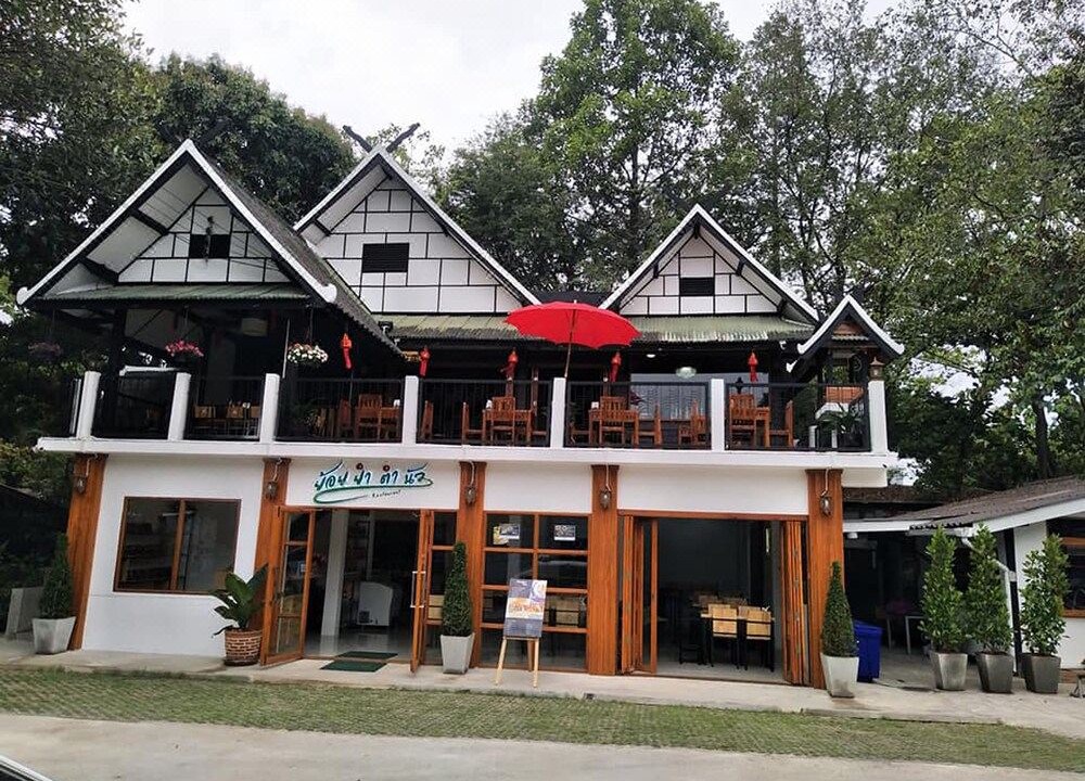 Photo of Buildings in Chang Phueak