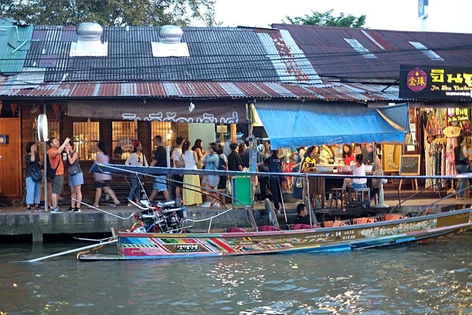 Photo of Others in Amphawa