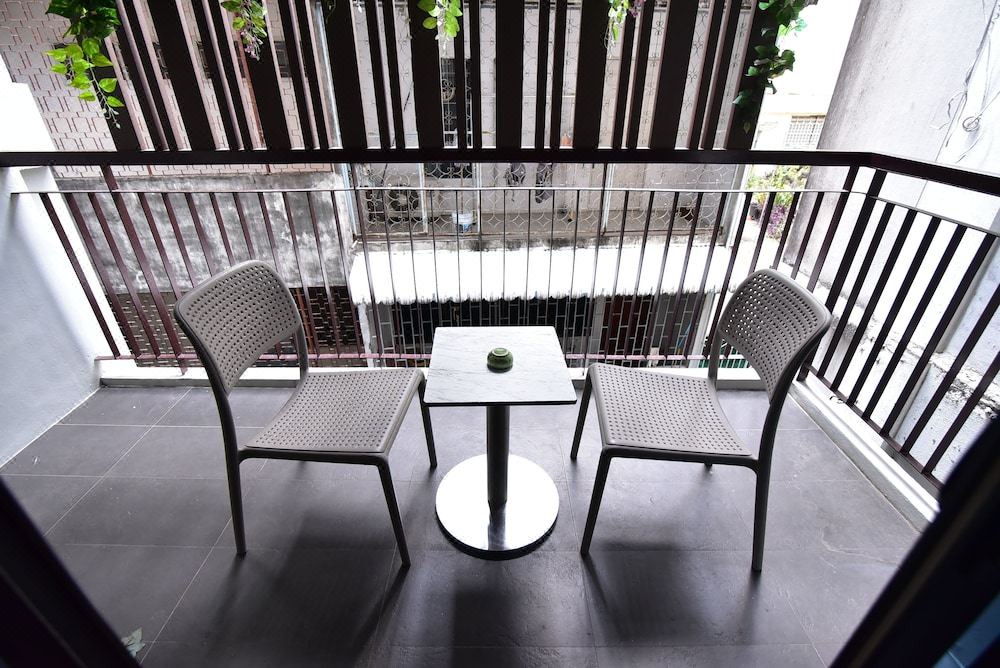 Photo of Patio Balcony in Downtown Hat Yai