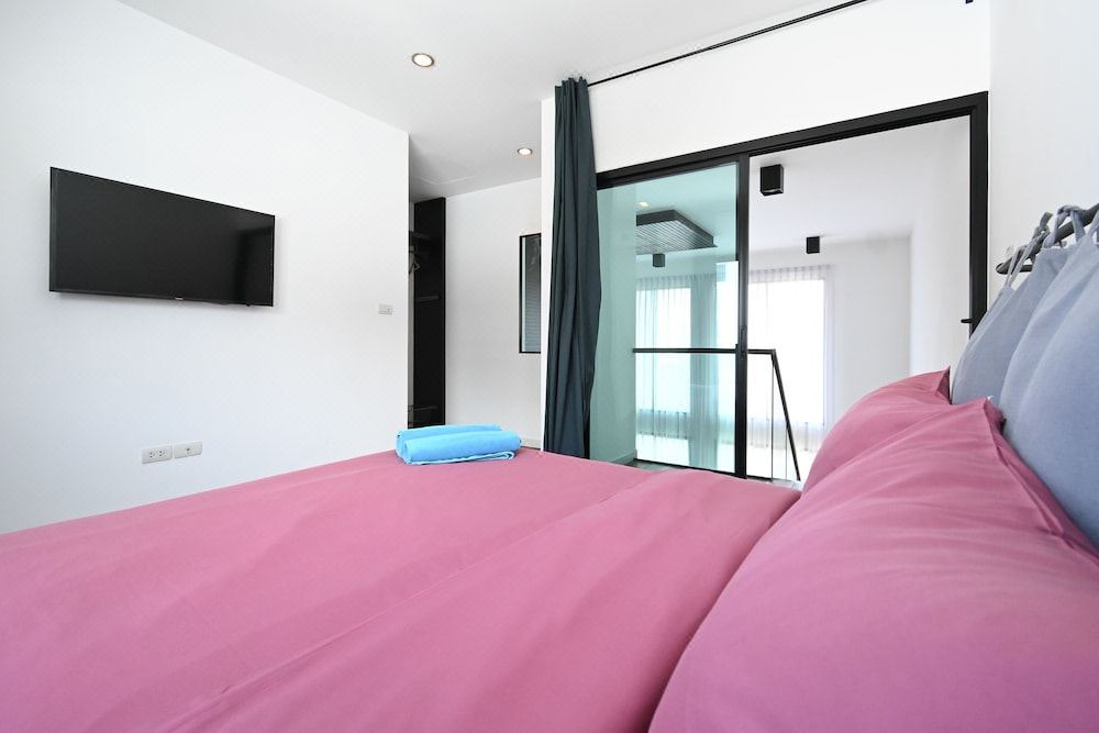 Photo of Bedroom in Na Kluea