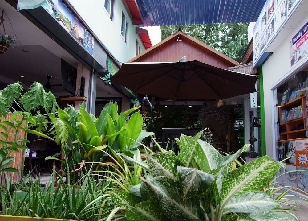 Photo of Buildings in Chaweng City Center