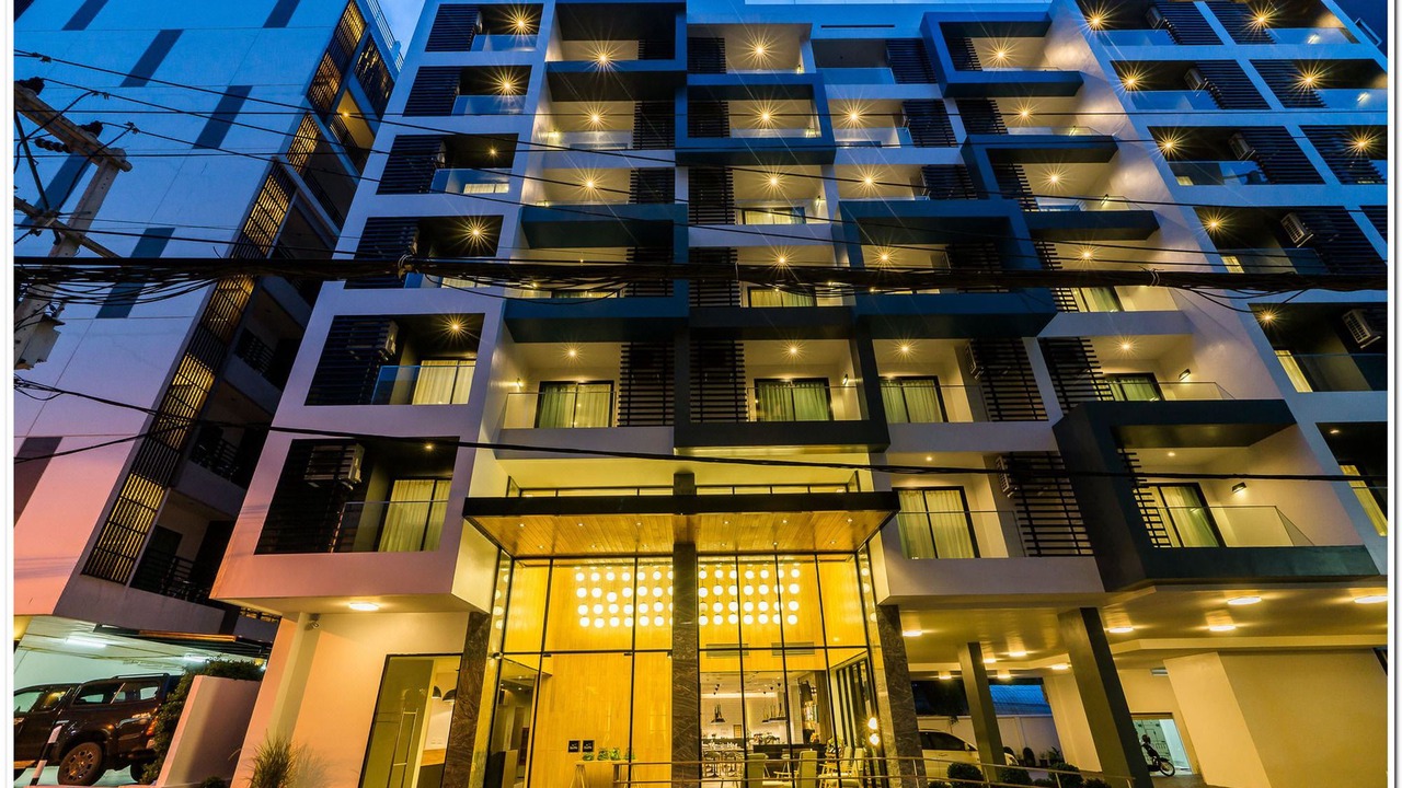 Photo of Buildings in Pattaya Bay