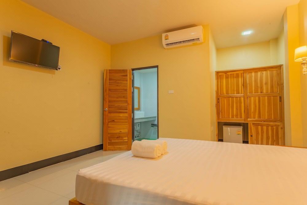 Photo of Bedroom in Tha Yang