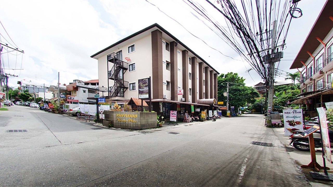 Photo of Buildings in Chang Phueak