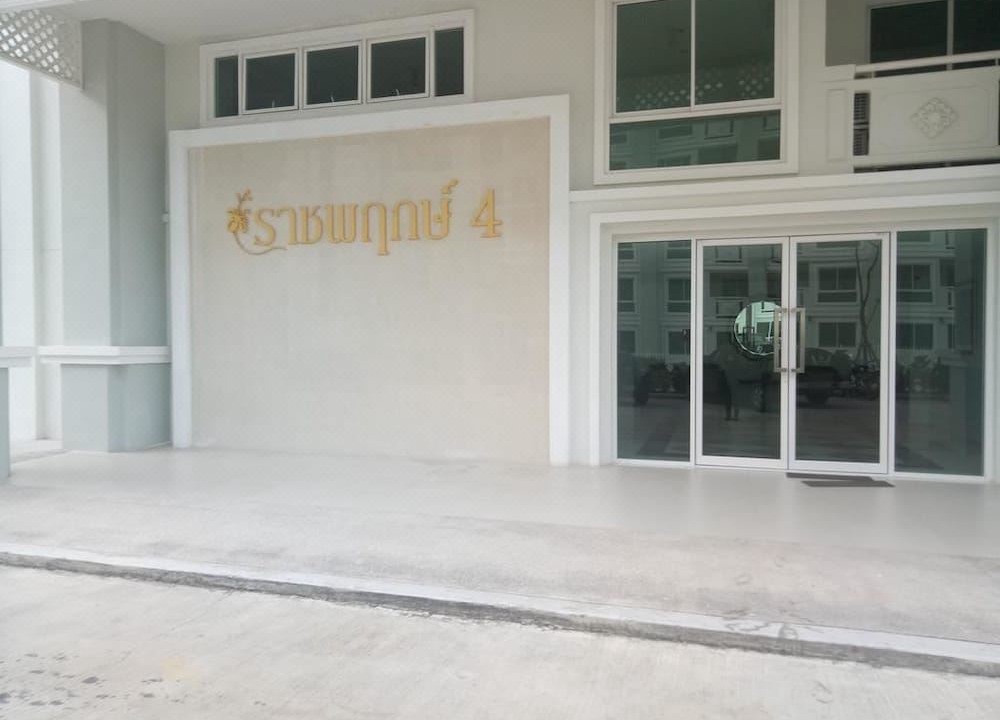 Photo of Buildings in Cha-am
