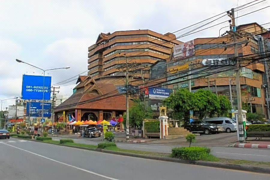 Photo of Buildings in Chang Phueak