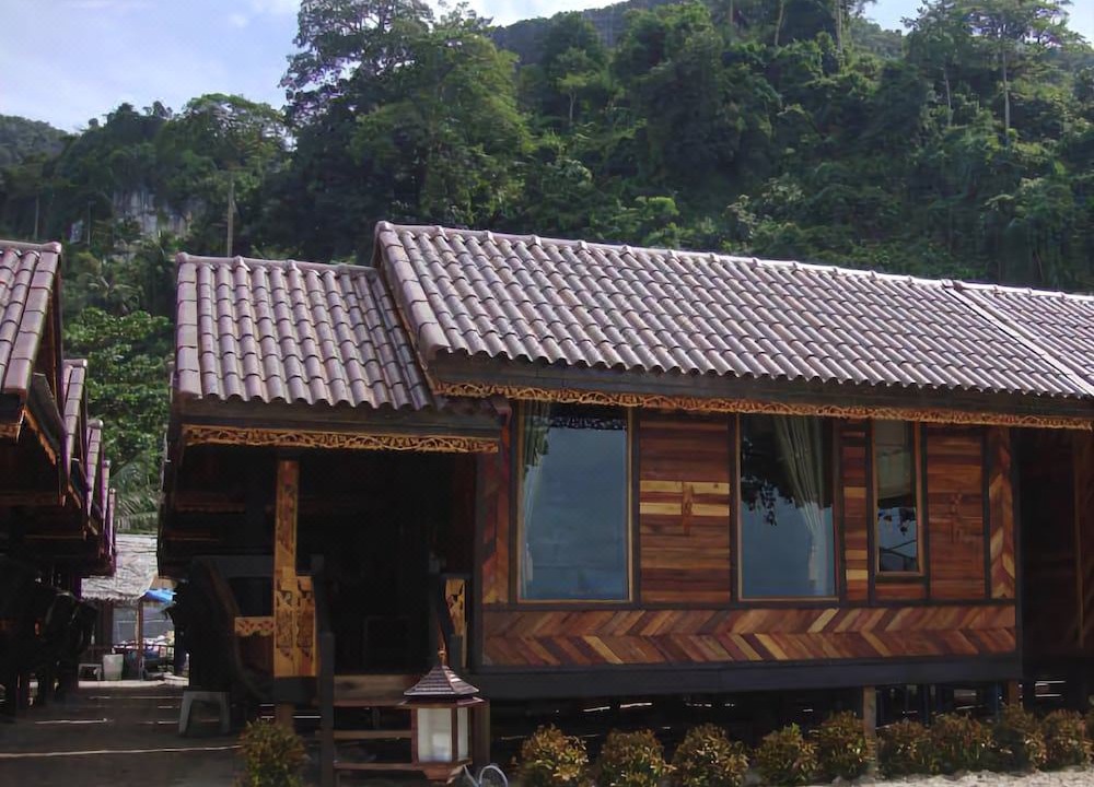 Photo of Buildings in Ko Phi Phi