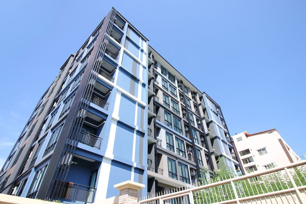 Photo of Buildings in Minburi