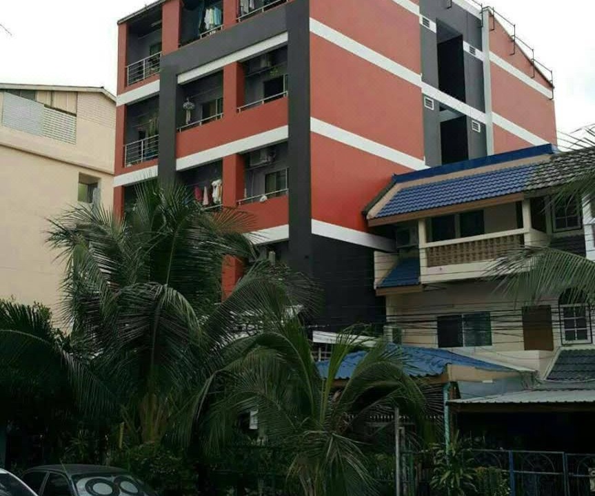Photo of Buildings in Ratchadaphisek