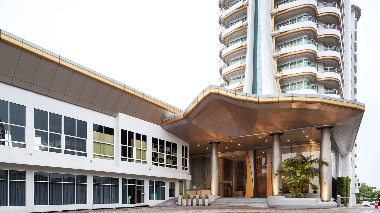 Photo of Buildings in Phra Khanong