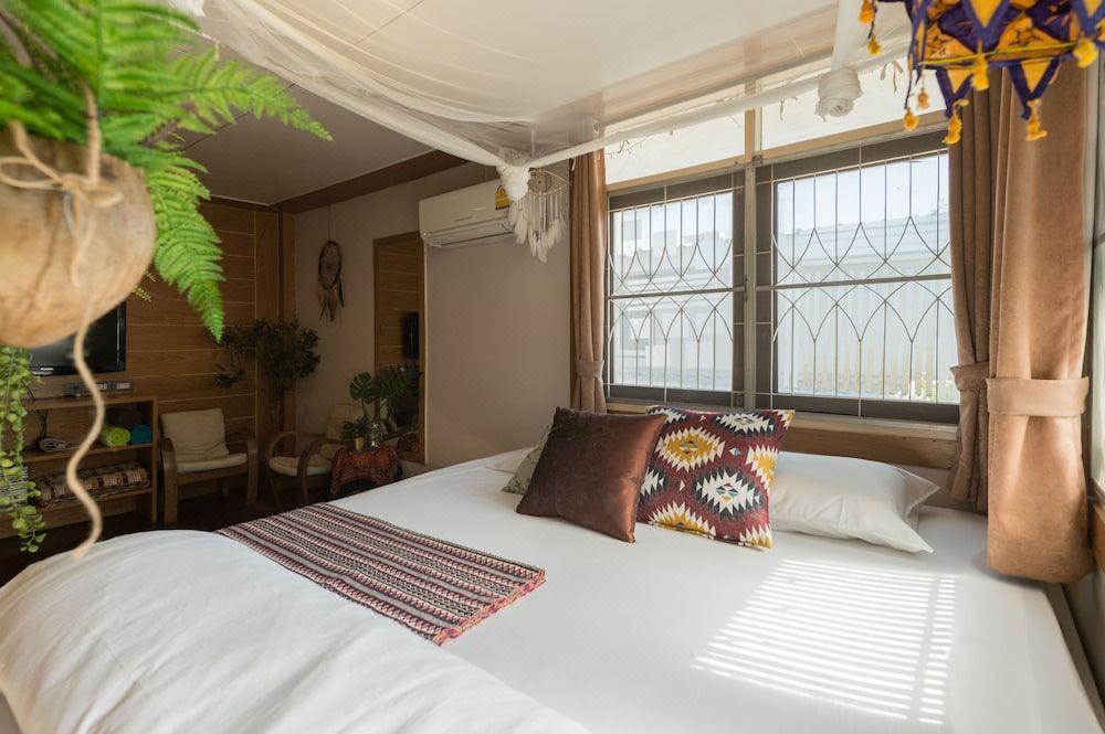 Photo of Bedroom in Chom Phon