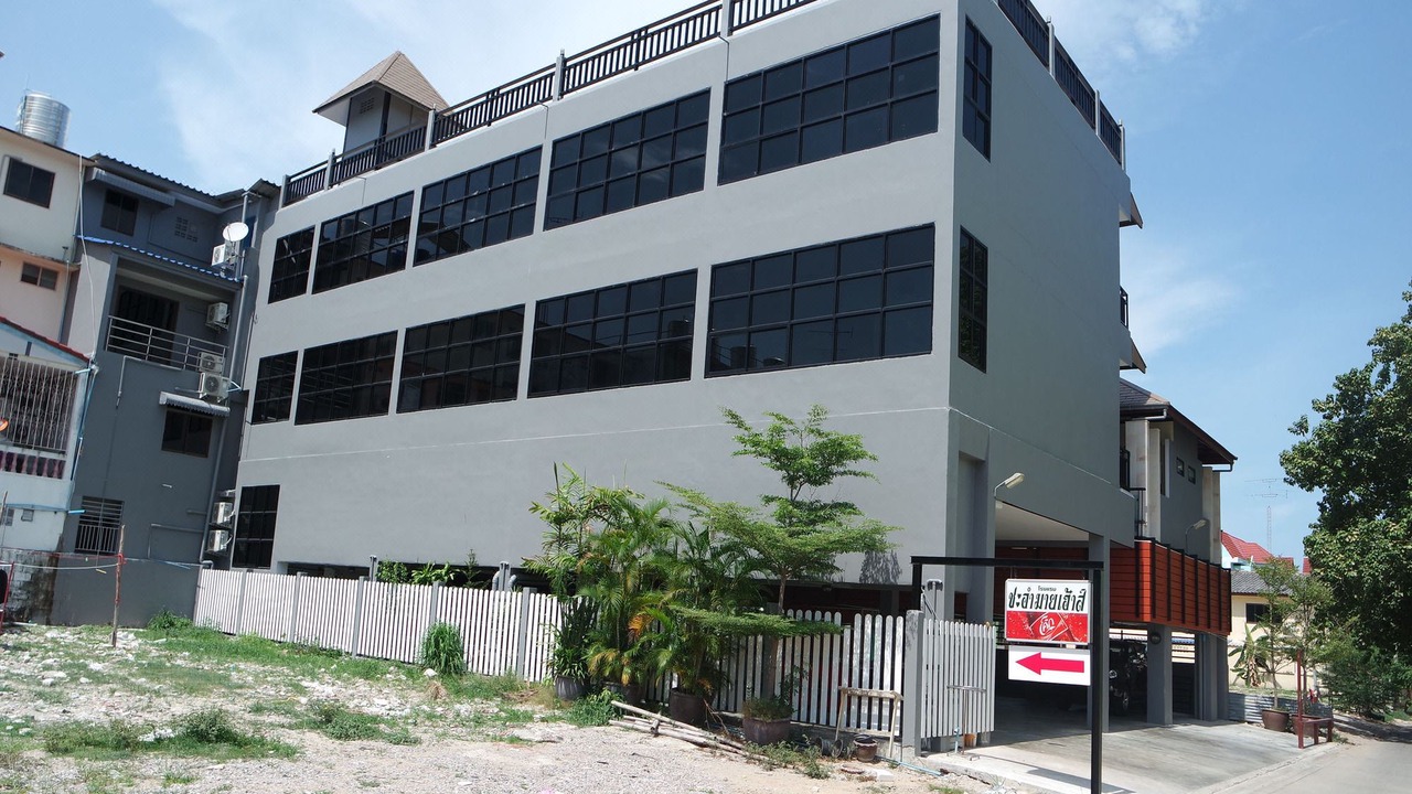 Photo of Buildings in Cha-am