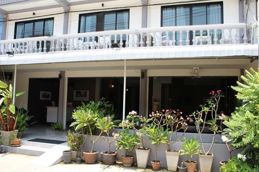 Photo of Buildings in Cha-am