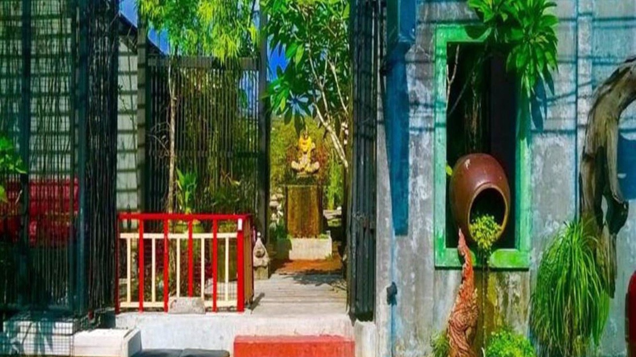 Photo of Others in Bang Phra