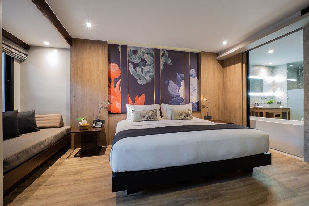 Photo of Bedroom in Khuekkhak