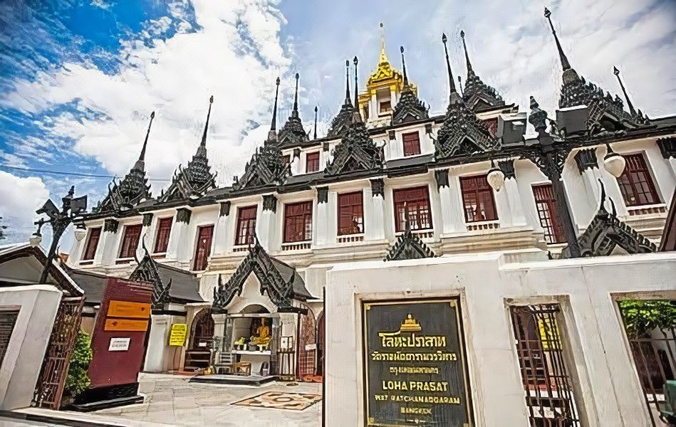 Photo of Buildings in Ban Phan Thom