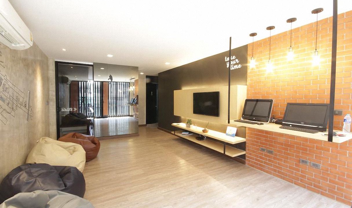 Photo of Livingroom in Phra Khanong Nuea