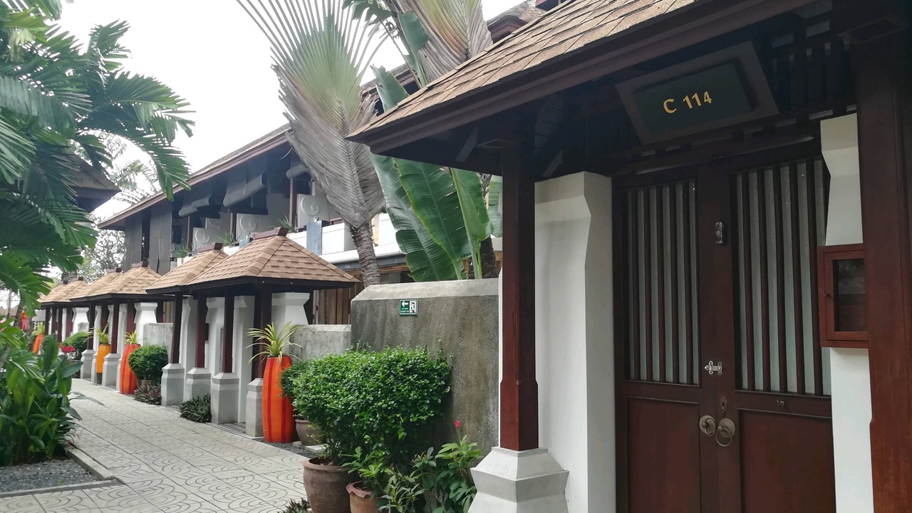 Photo of Buildings in Lamai