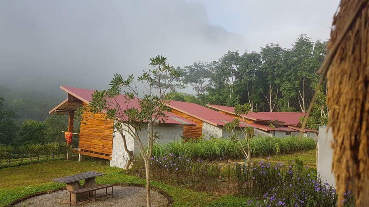 Photo of Buildings in Ban Ta Khun
