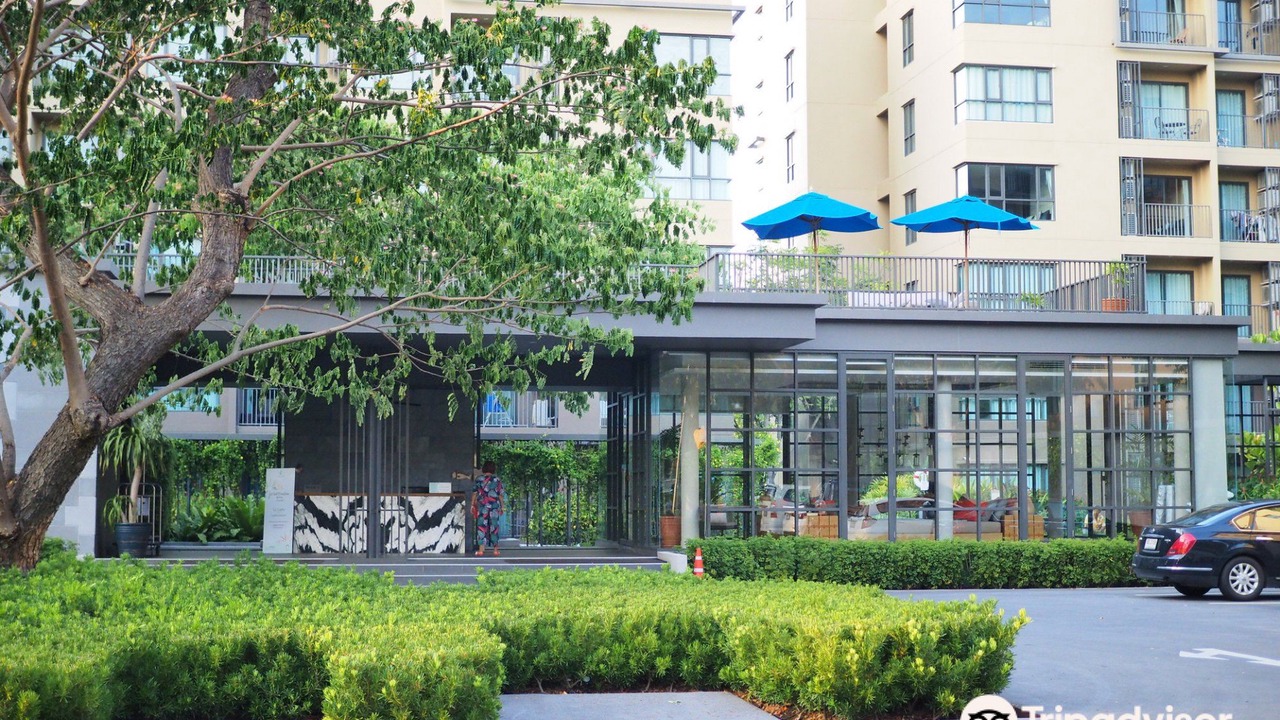 Photo of Buildings in Cha-am