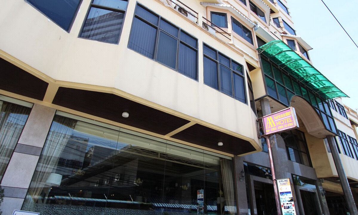Photo of Buildings in Pattaya Bay