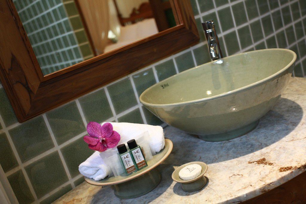 Photo of Bathroom in Old City