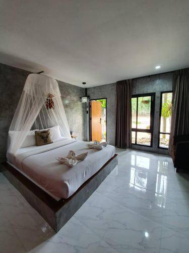 Photo of Bedroom in Na Mom