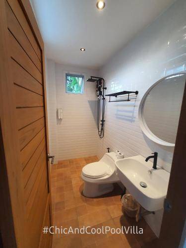 Photo of Bathroom in Pa Daet