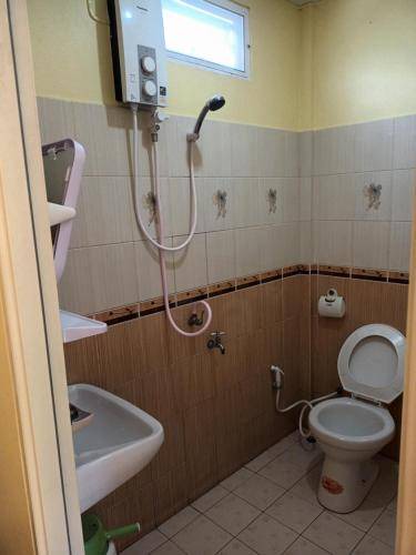 Photo of Bathroom in Pak Nam