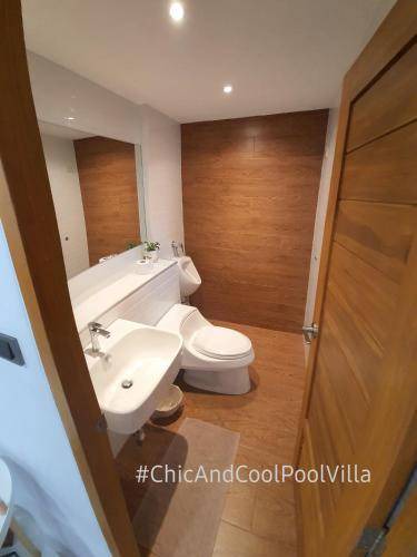 Photo of Bathroom in Pa Daet
